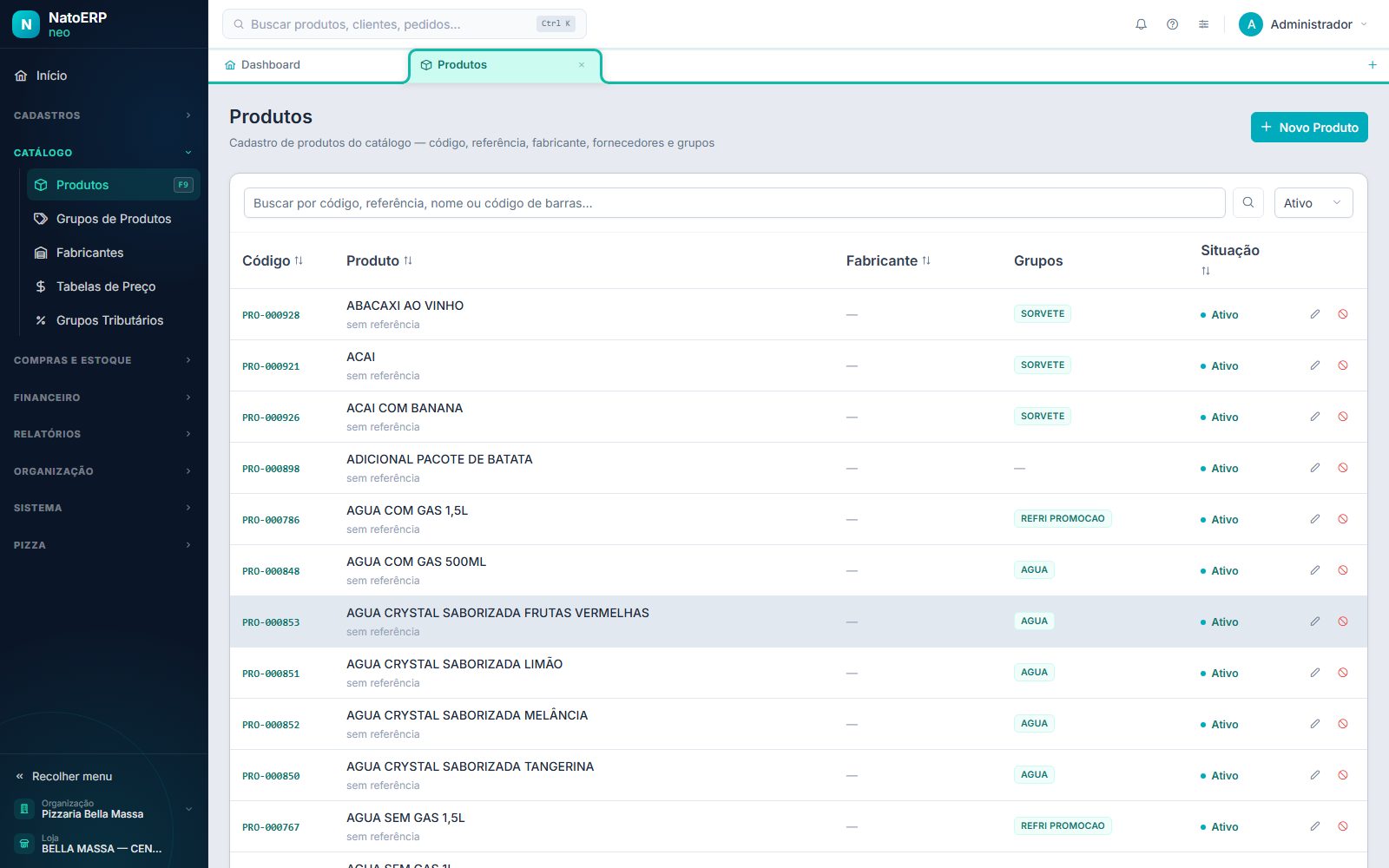 Cadastro de produtos do NatoERP listando bebidas, sobremesas e adicionais, cada item com código próprio, grupo e situação ativa, e busca por nome ou código de barras no topo.